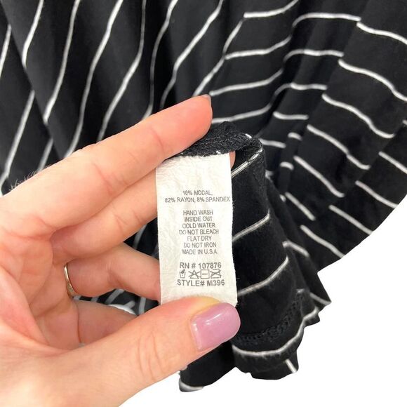 COMFY USA striped geometric asymmetric hem midi dress Sz M black white - Picture 6 of 6